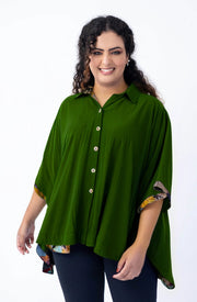 Blusa com detalhes estampados